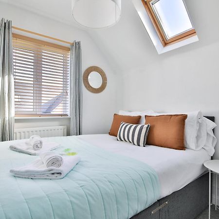 Stayright 2 Bed Beach House With Private Parking- Next To Barry Beach And Jackson Bay Bagian luar foto