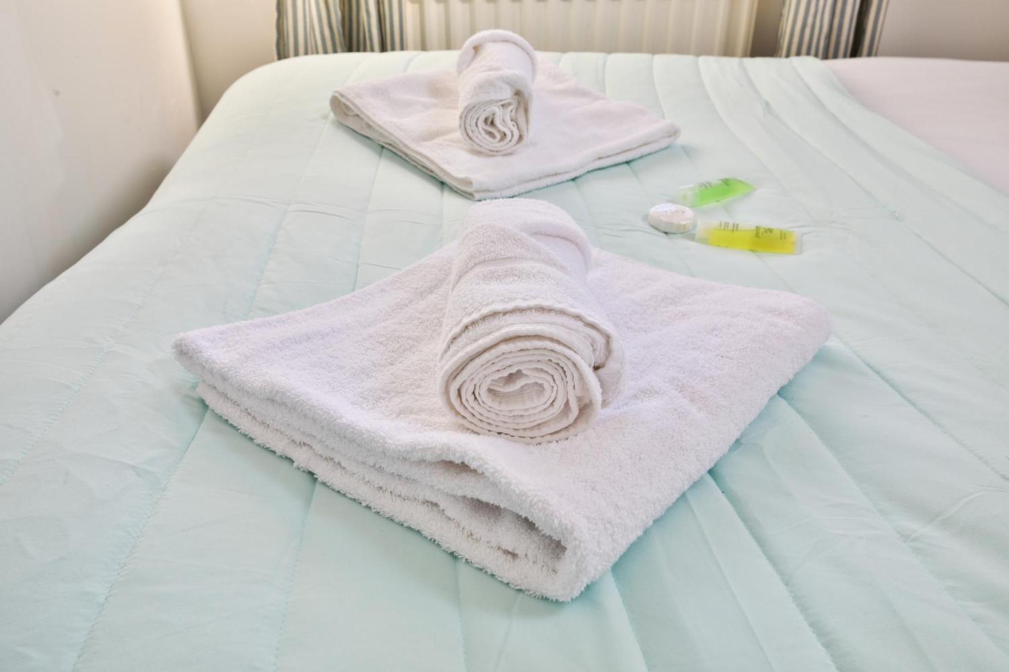 Stayright 2 Bed Beach House With Private Parking- Next To Barry Beach And Jackson Bay Bagian luar foto