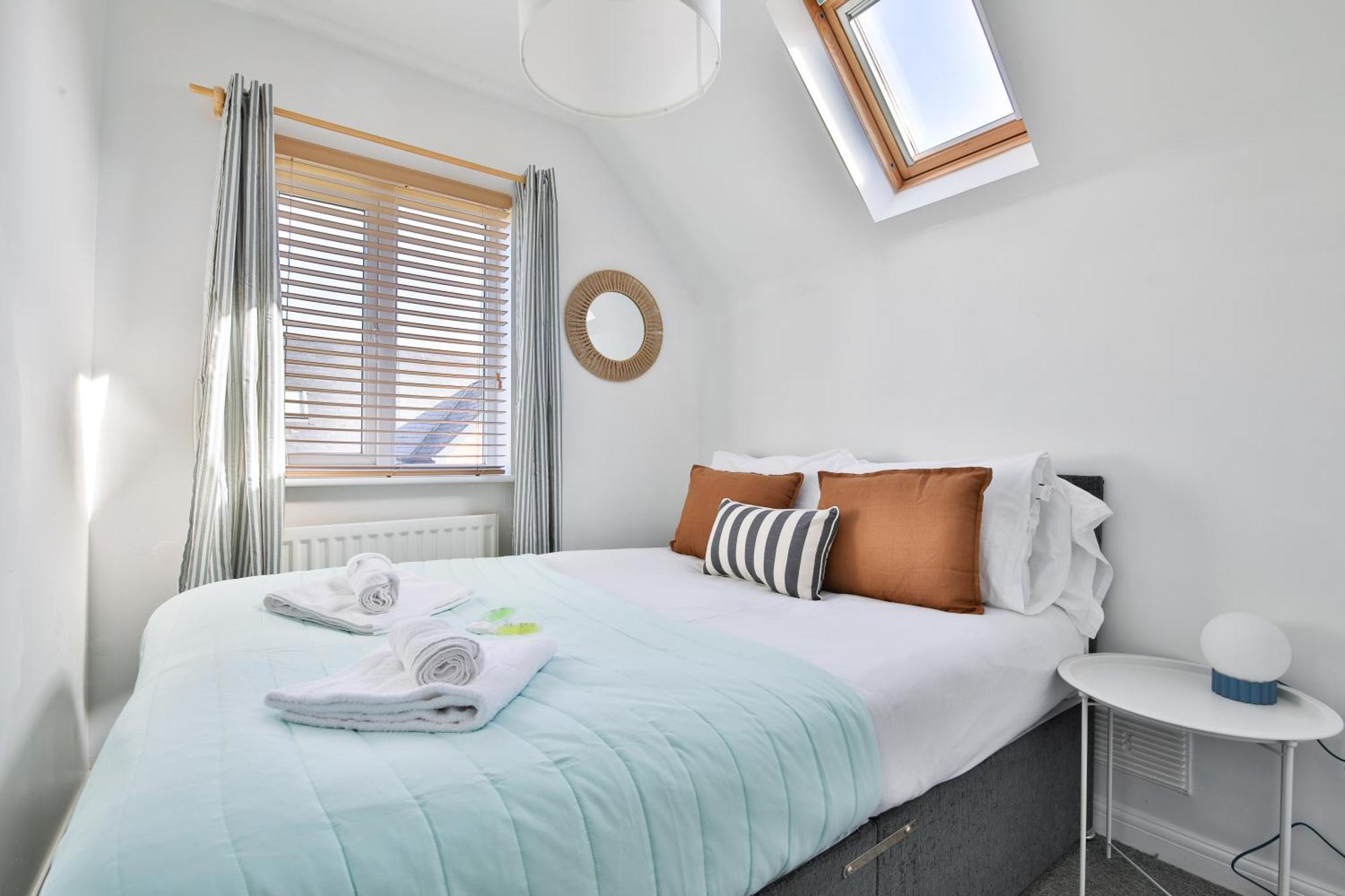 Stayright 2 Bed Beach House With Private Parking- Next To Barry Beach And Jackson Bay Bagian luar foto